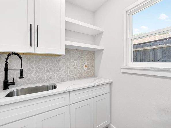 5737  Everglade Road , Dallas Texas 75227