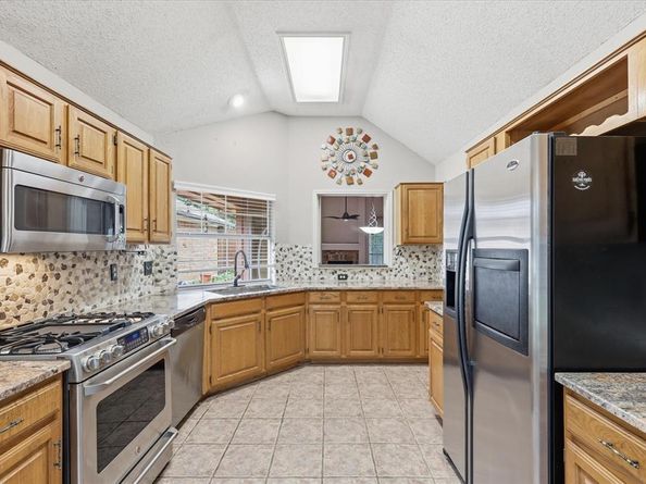 5101  Hearthcrest Drive , Garland Texas 75044