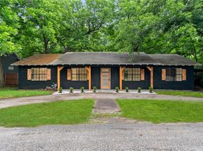 110  Hackberry Street , Lancaster Texas 75146