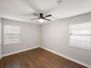 3413  Western Avenue , Fort Worth Texas 76107
