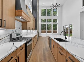 1942  Leath Street , Dallas Texas 75212