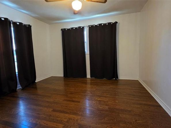 524 W Broadus Avenue , Fort Worth Texas 76115
