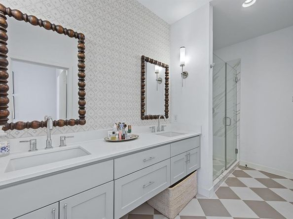 2310 N Fitzhugh Avenue  40, Dallas Texas 75204