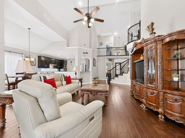 7800  Alders Gate Lane , Denton Texas 76208
