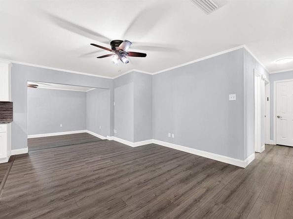1821  Homestead Place , Garland Texas 75044