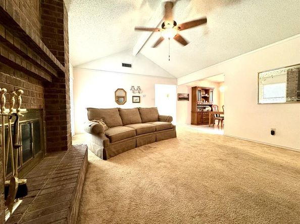 713  Owens Drive , Crowley Texas 76036
