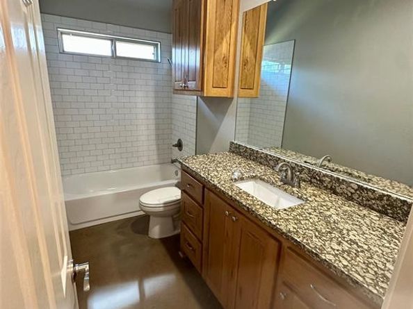 134  Dennis Drive , Azle Texas 76020