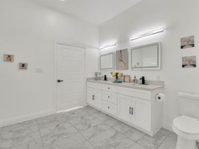 2902  Jim Street , Dallas Texas 75212