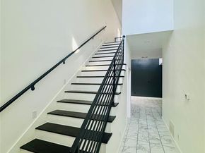 2902  Jim Street , Dallas Texas 75212