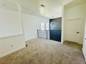 2902  Jim Street , Dallas Texas 75212