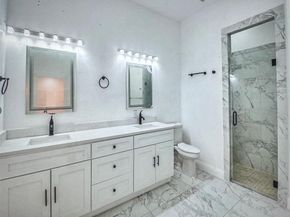 2902  Jim Street , Dallas Texas 75212