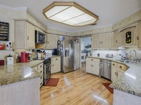813  Shady Creek Drive , Kennedale Texas 76060