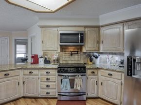 813  Shady Creek Drive , Kennedale Texas 76060