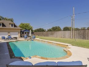 813  Shady Creek Drive , Kennedale Texas 76060