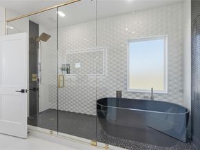 1402  Hutchins Avenue , Dallas Texas 75203