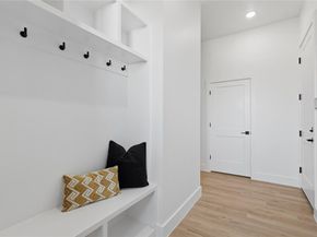 1402  Hutchins Avenue , Dallas Texas 75203