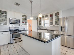 1122  Cordova Street , Dallas Texas 75223