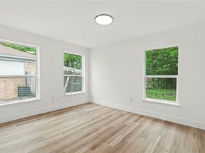 7734  Bruton Road , Dallas Texas 75217