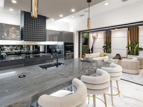 5025  Wateka Drive , Dallas Texas 75209