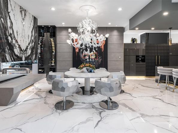 5025  Wateka Drive , Dallas Texas 75209