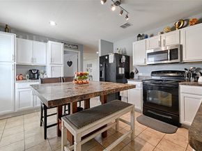 1653  Queens Brook Lane , Fort Worth Texas 76140