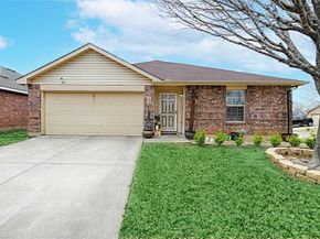 1653  Queens Brook Lane , Fort Worth Texas 76140