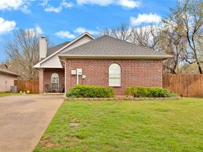 1944  Hobart Lane , Lewisville Texas 75067