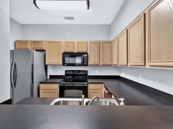 1944  Hobart Lane , Lewisville Texas 75067