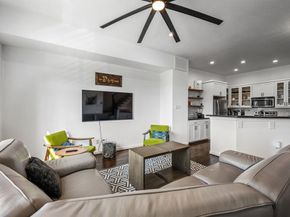5713  La Vista Drive , Dallas Texas 75206