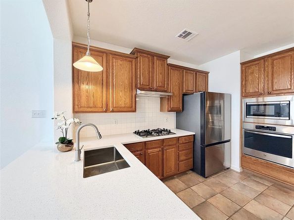 2308  Windy Ridge Court , Plano Texas 75025