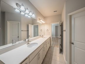 3945  Cascade Sky Drive , Arlington Texas 76005