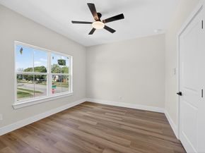 2701 S Jones Street , Fort Worth Texas 76104