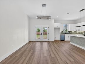 2701 S Jones Street , Fort Worth Texas 76104