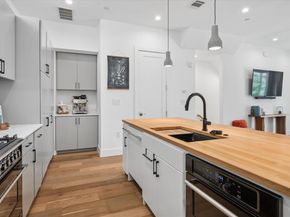 236  Melba Street  103, Dallas Texas 75208
