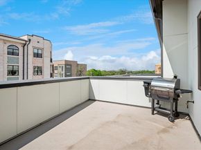 236  Melba Street  103, Dallas Texas 75208
