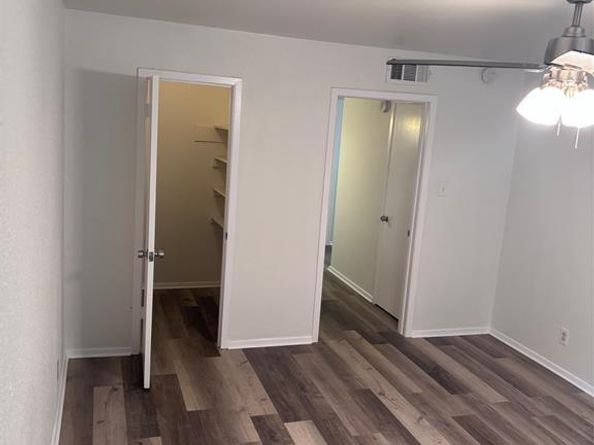 6004  Westridge Lane  705, Fort Worth Texas 76116