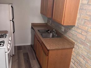 6004  Westridge Lane  705, Fort Worth Texas 76116