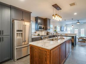 4516  Calmont Avenue , Fort Worth Texas 76107