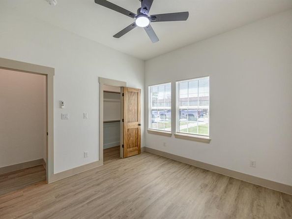 805  Glen Garden  , Fort Worth Texas 76104