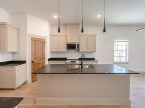 805  Glen Garden  , Fort Worth Texas 76104