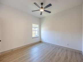 805  Glen Garden  , Fort Worth Texas 76104