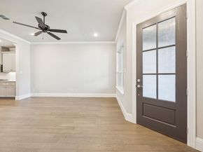 305  Sunset Lane  102, Fort Worth Texas 76114