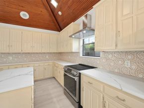 3808  Innisbrook Drive S, Irving Texas 75038