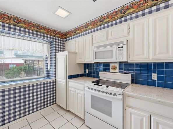 1415  Spyglass Drive , Mansfield Texas 76063