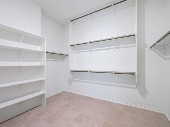 941  Leola Lane , Allen Texas 75013