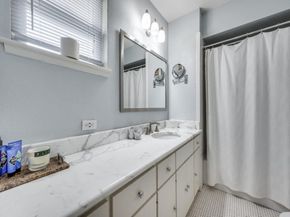 9835  Estate Lane , Dallas Texas 75238