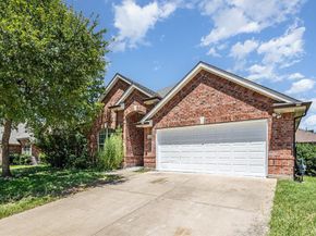 601  Valencia Drive , Arlington Texas 76002