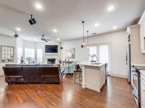 1910  Hope Street  12, Dallas Texas 75206