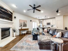 1910  Hope Street  12, Dallas Texas 75206