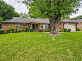 7312  Hialeah Circle W, North Richland Hills Texas 76182